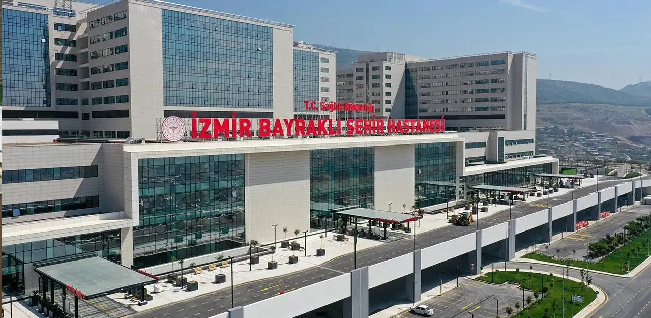 İzmir Bayraklı Şehir Hastanesi
